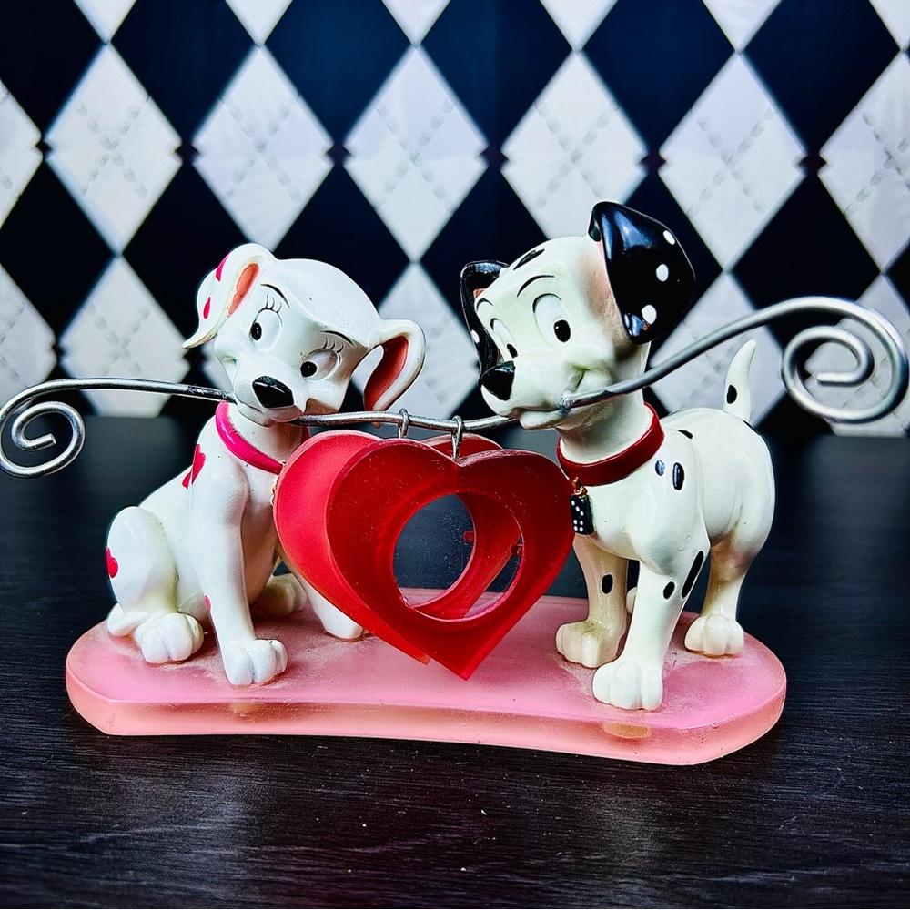 Rare Disney 101 Dalmatians Romantic Heart Spot Figurine Dog Puppy Collectible